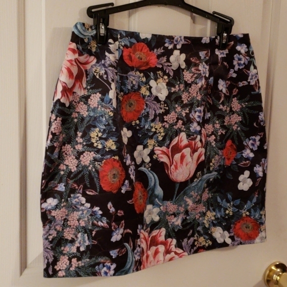 MINKPINK Botanical Floral Skirt - Picture 3 of 10